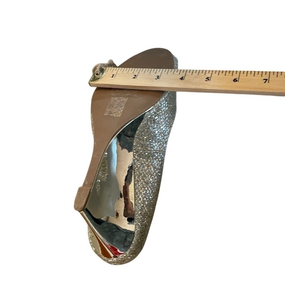 Le Chateau Silver Glitz Open Toe Wedge Heel Shoes- Size 9 - Picture 9 of 10